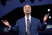 Farage goes to Washington—and slams UK free speech laws   